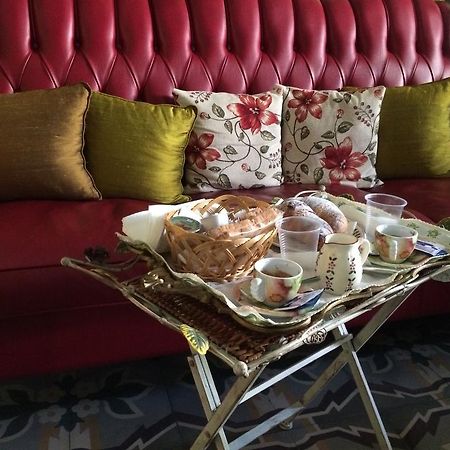 Suite Carducci B&B - Residence 루티글리아노 외부 사진