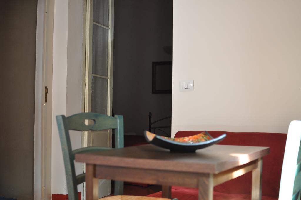 Suite Carducci B&B - Residence 루티글리아노 외부 사진